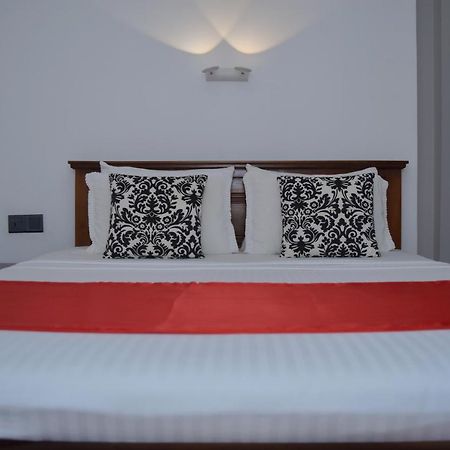 Angel Tower Bed & Breakfast Kandy Exterior photo