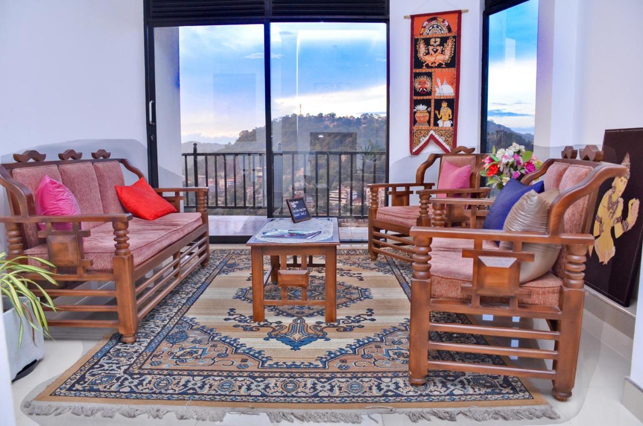 Angel Tower Bed & Breakfast Kandy Exterior photo